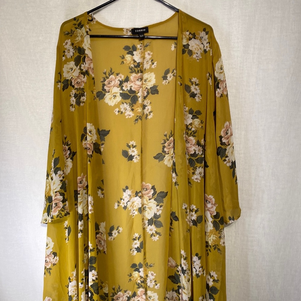 Torrid kimono size 3/4